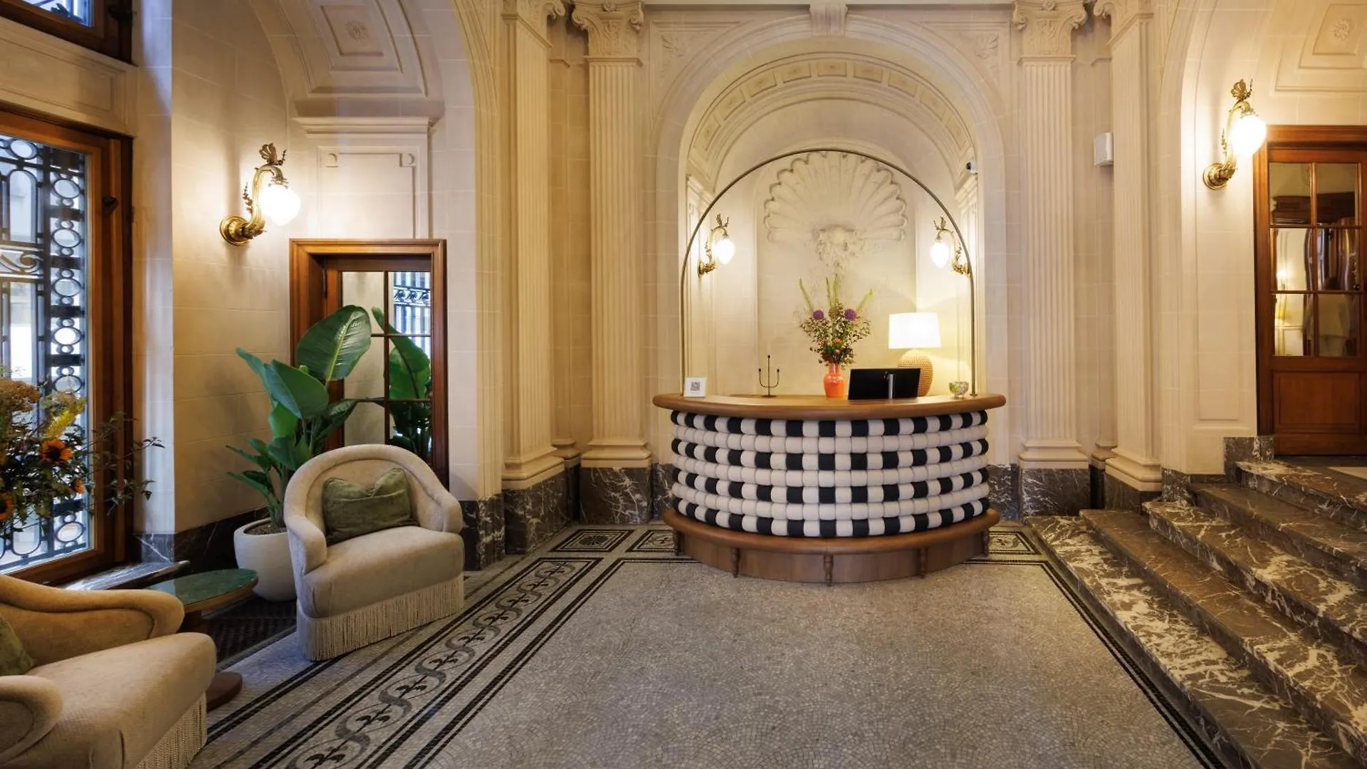 Hotel Fleur De Ville Bruksela 4*,  Belgia