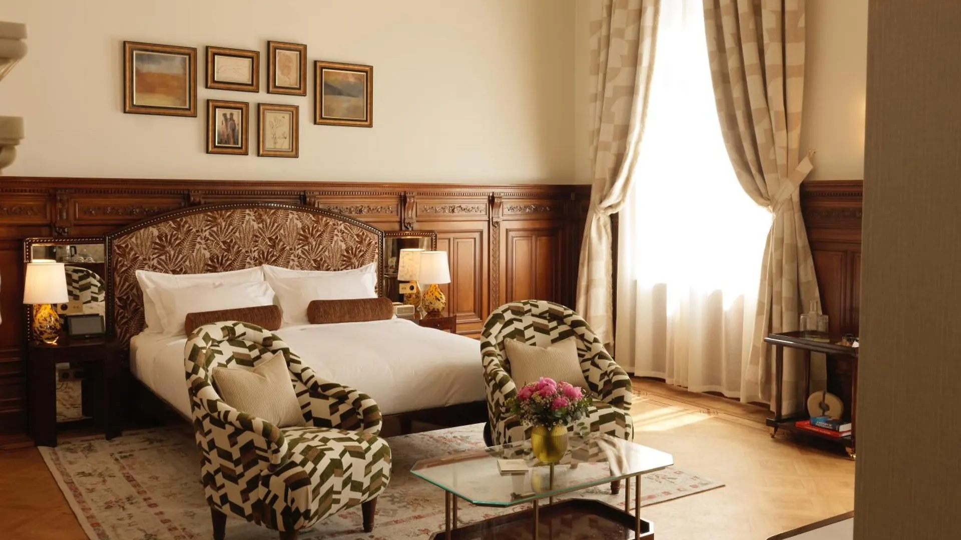 Hotel Fleur De Ville contacts