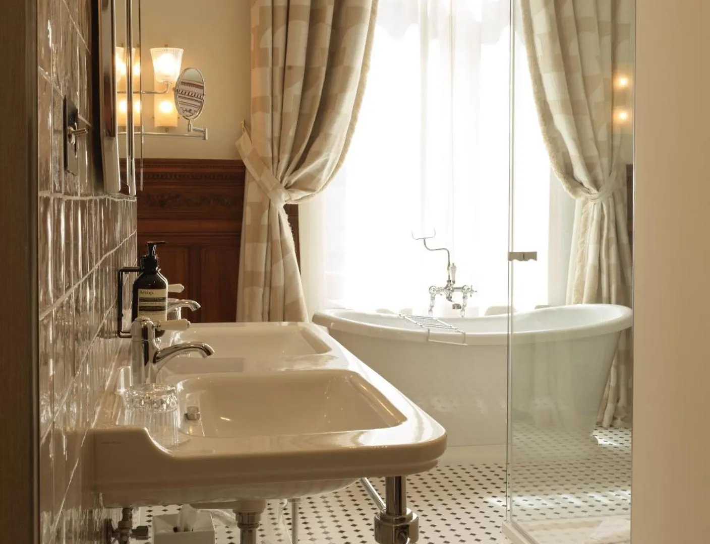 Hotel Fleur De Ville Brussels